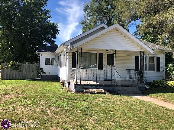 2nd image of 1903 W 13th St