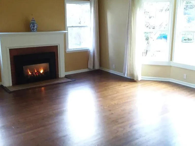 4518 NE 93rd St — Photo 3