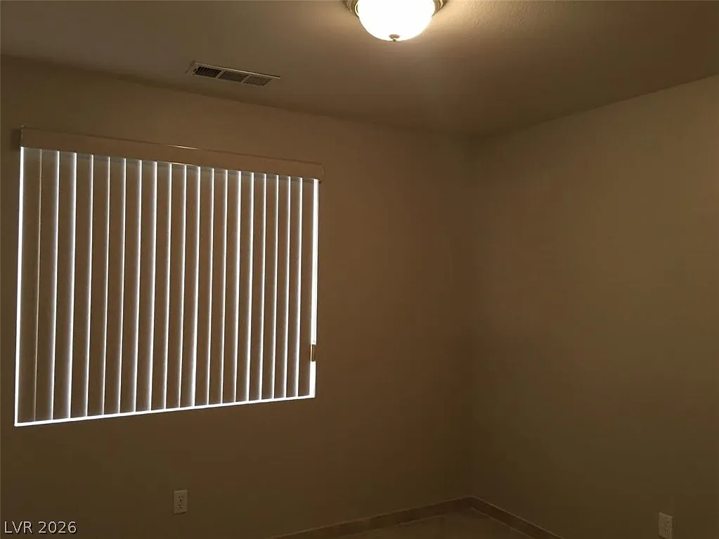 3 bed, 2.0 bath, 1278 sqft, $1,695 — Photo 4