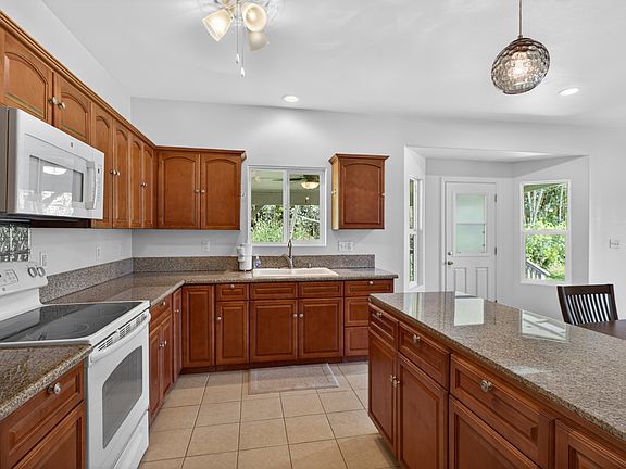5th image of 15-2780 Honu St