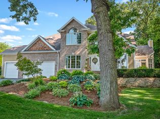 41W838 N Bowgren Cir, Elburn, IL 60119