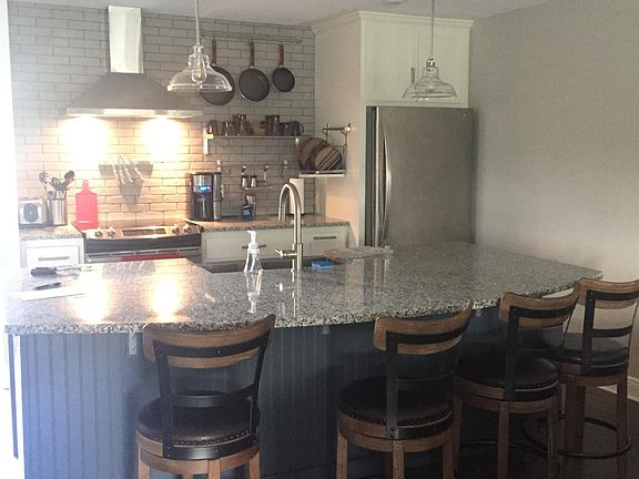 3rd image of 604 Highcrest Dr Unit 322
