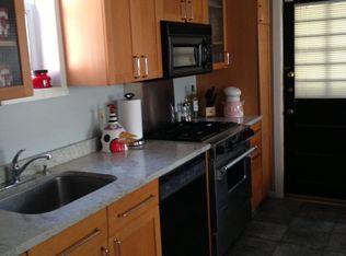 13169 228th St, Laurelton, NY 11413