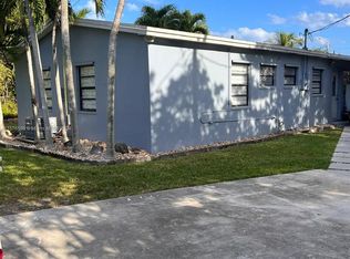 9771 Bahama Dr, Cutler Bay, FL 33189