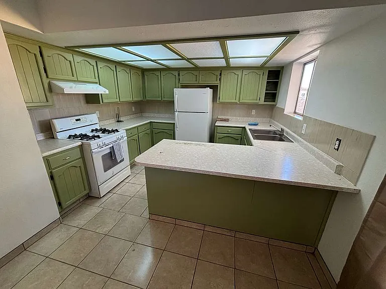 833 S Palm Ave — Photo 8