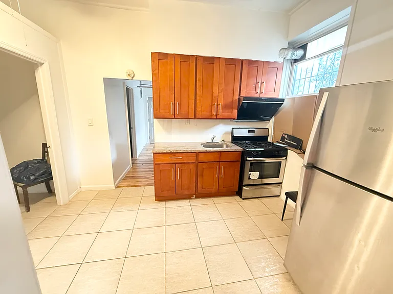 297 Saint Nicholas Ave #1R — Photo 4