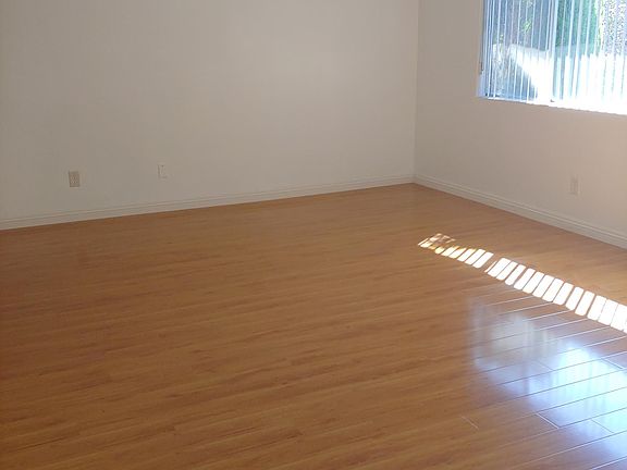 5th image of 4028 Puente Ave APT 9