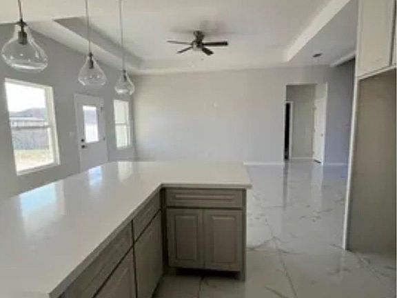 2nd image of 209 Janet Cir