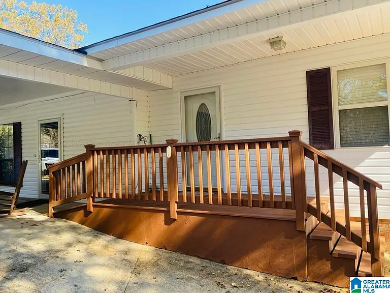 1000 Highland Rd — Photo 6