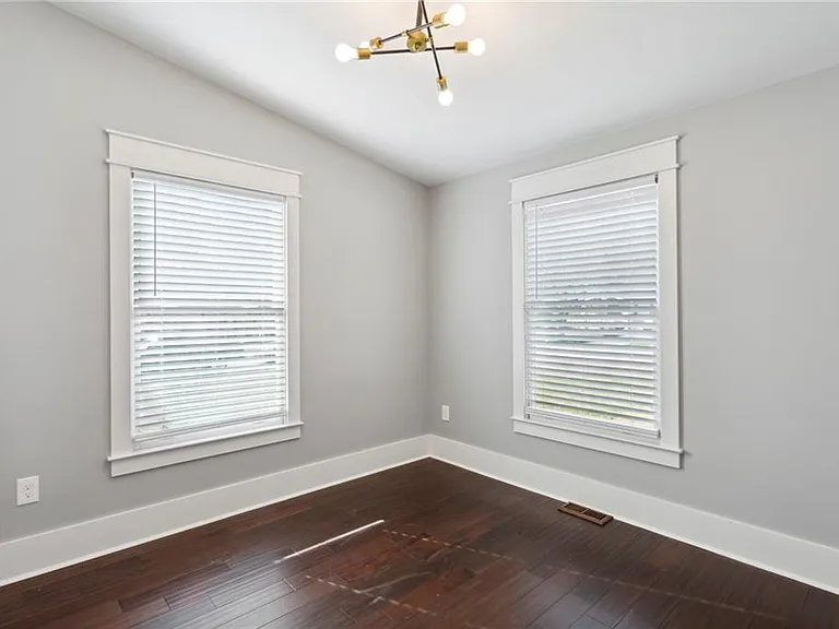 3258 Highland Dr SE — Photo 23