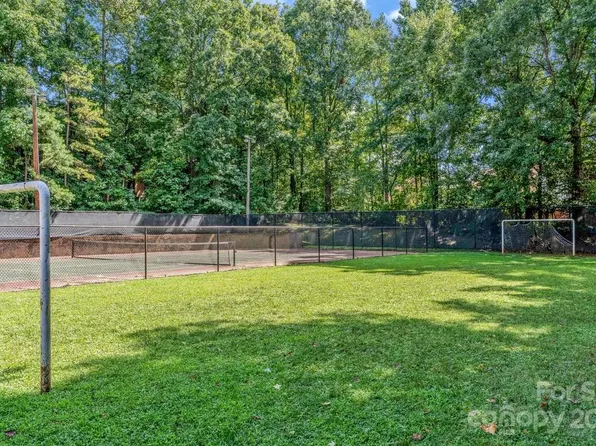 241 Orchard Trace Ln APT 7, Charlotte, NC 28213