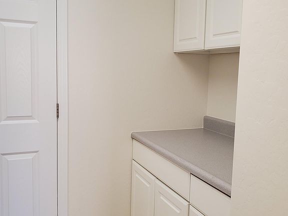 5th image of 7309 S 37th Gln