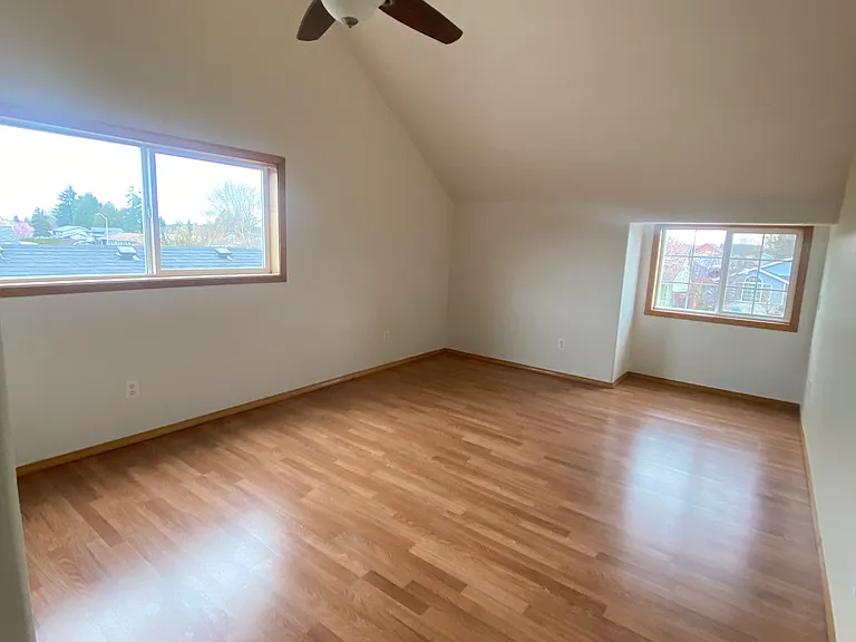 4838 Ward Dr NE — Photo 14