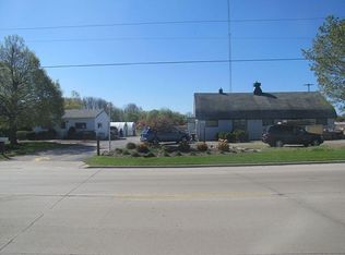 1311 W Main St, Watertown, WI 53094