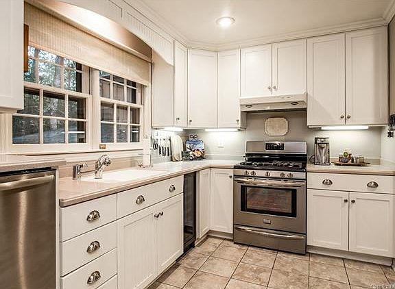 4th image of 7025 Foxworth Dr