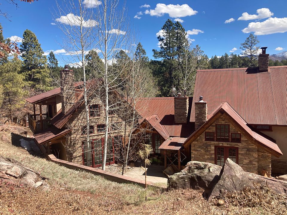 View from above the house / upper rock patio