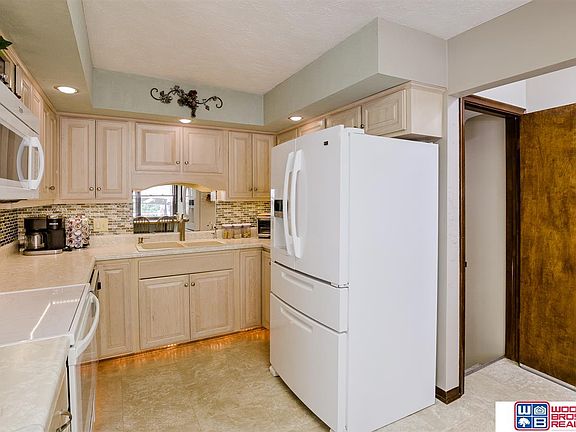 5th image of 3720 Doral Ln