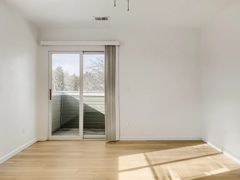 3226 W Girard Ave #C — Photo 21