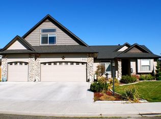 642 W Yosemite Dr, Meridian, ID 83646