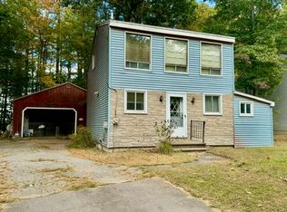 135 Yarmouth Rd, Gray, ME 04039