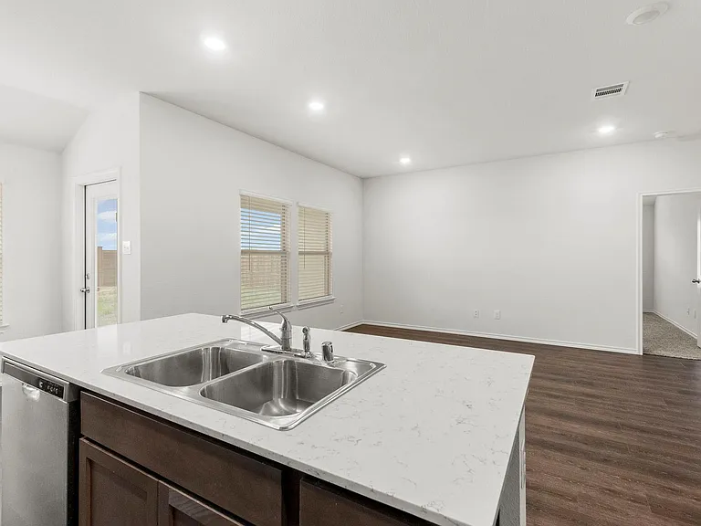 314 Chuck Wagon Dr — Photo 5