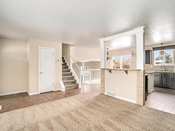 2nd image of 164 Sunflower Dr