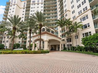 20000 Country Club Dr #416, Aventura, FL 33180