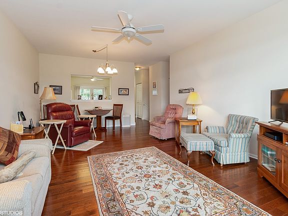 3rd image of 21059 W Braxton Ln