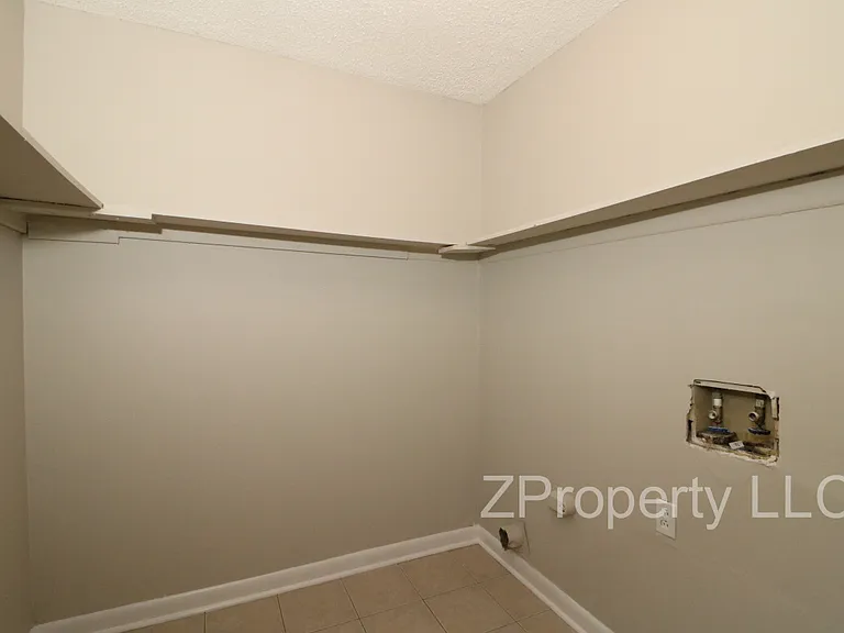 4000 Offutt Ct NW — Photo 13