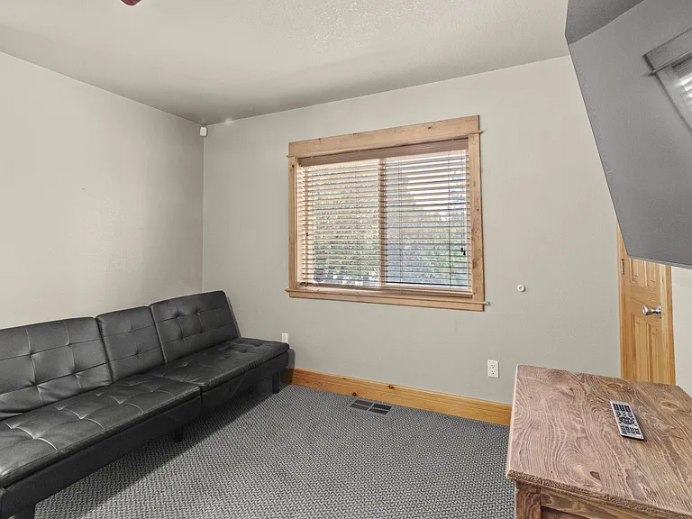 307 Heath Dr — Photo 67