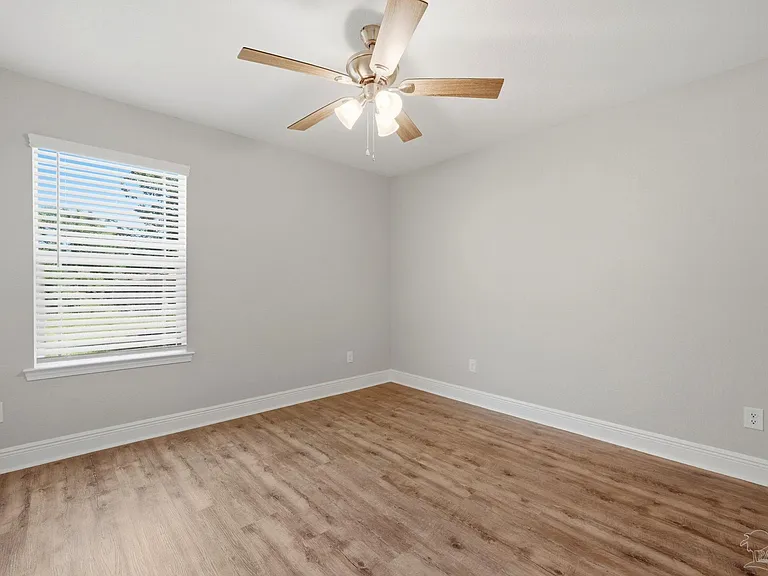 1454 Windy Ln — Photo 19