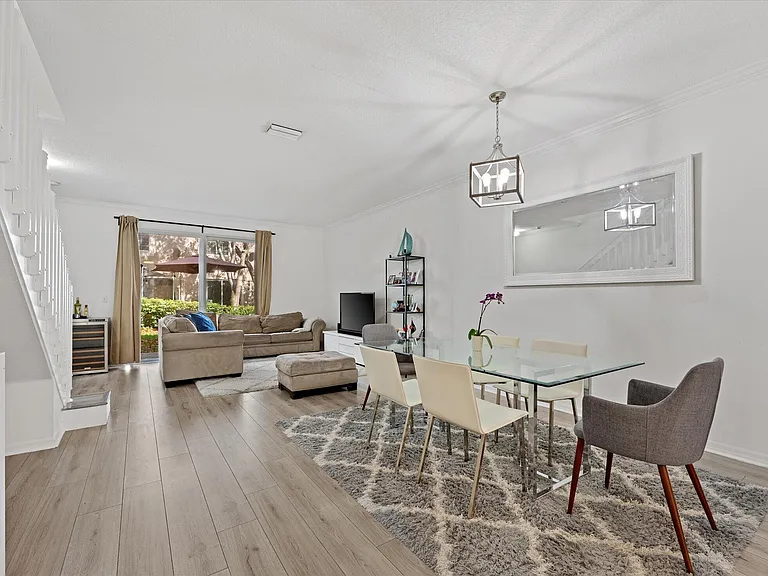 2264 Salerno Cir — Photo 2