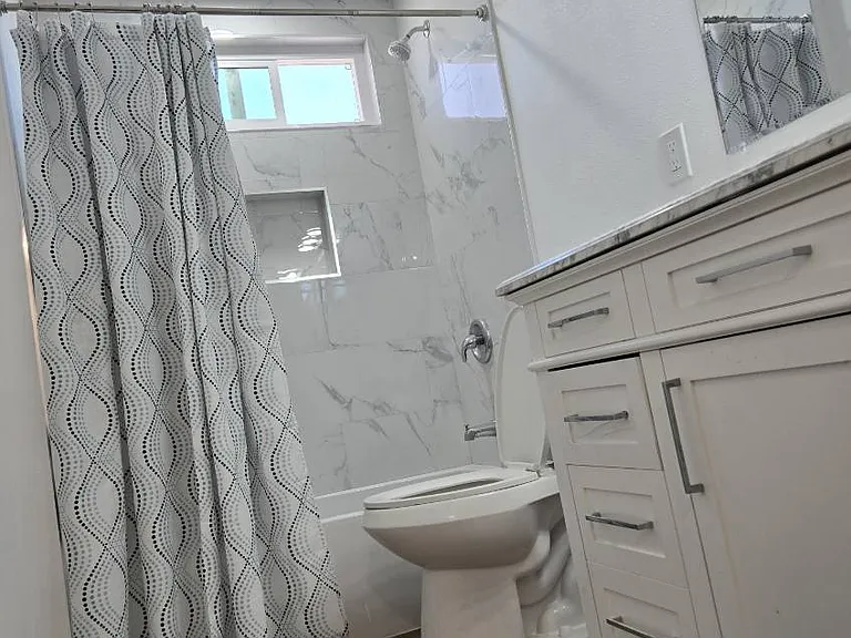 18642 Libra Cir #1 — Photo 4