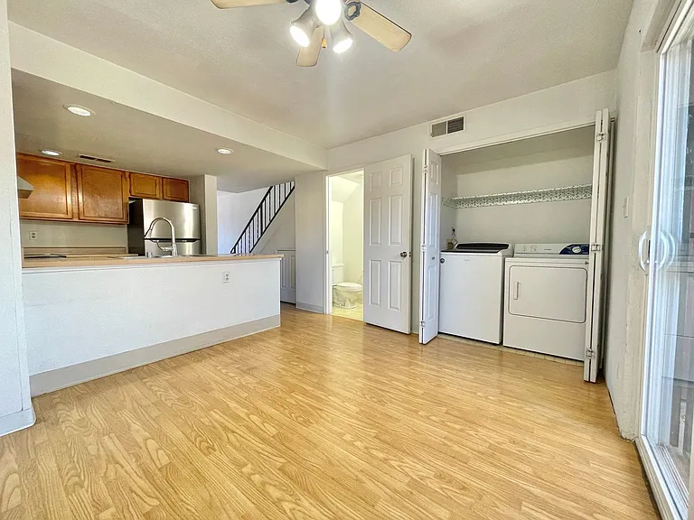 3301 Monroe St NE #O158 — Photo 4