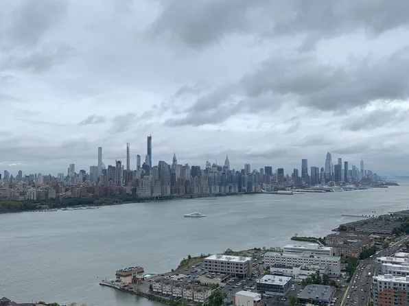 8200 John F Kennedy Blvd E #24F, North Bergen, NJ 07047