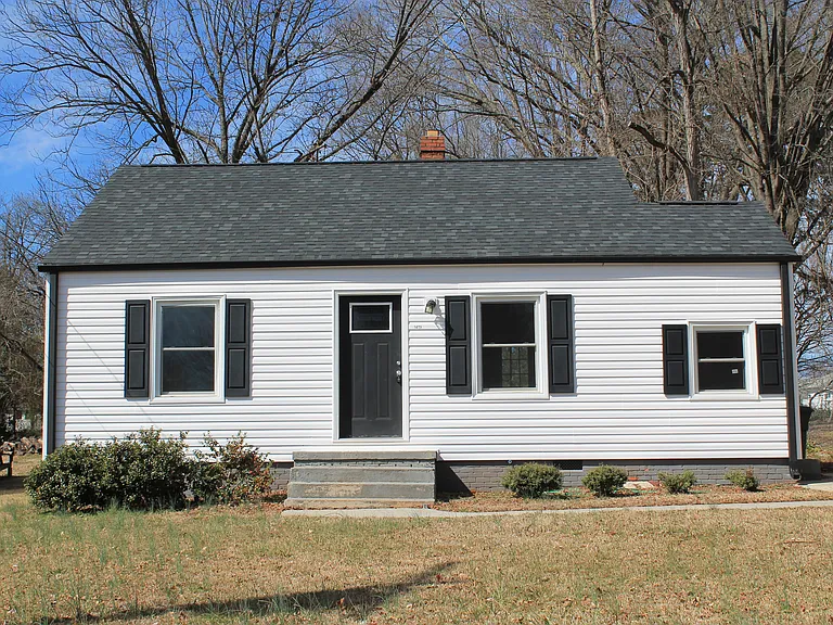 1419 Filbert St — Photo 1