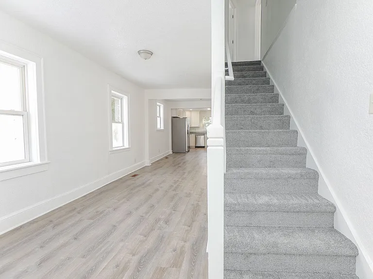 1609 Richmond Ave — Photo 22
