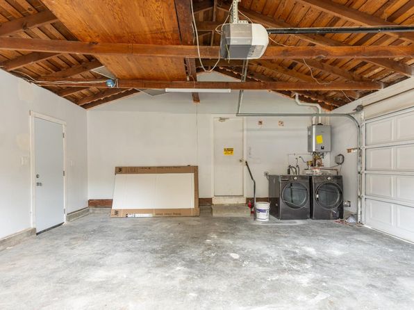 2632 Wright Ave, Pinole, CA 94564