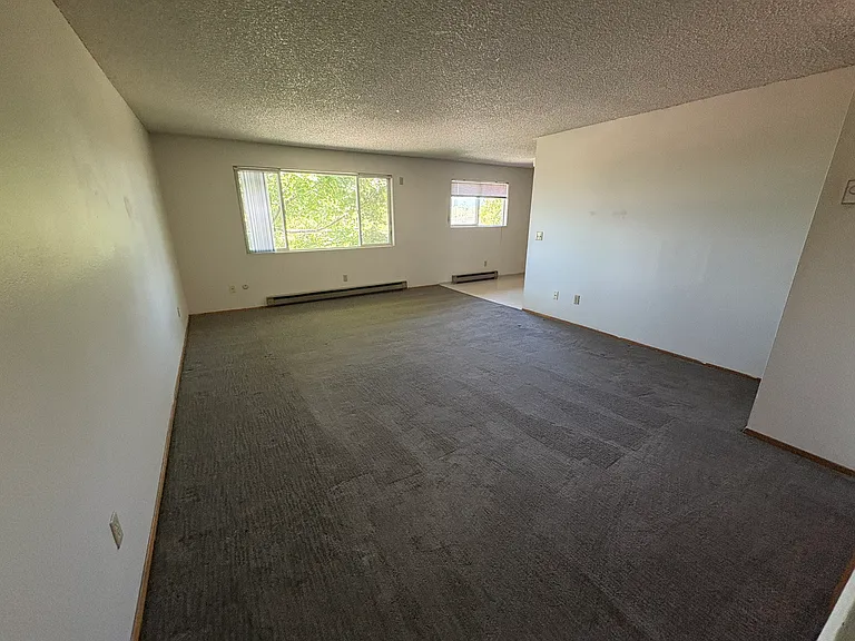 1204 and 1218 S Main St — Photo 4