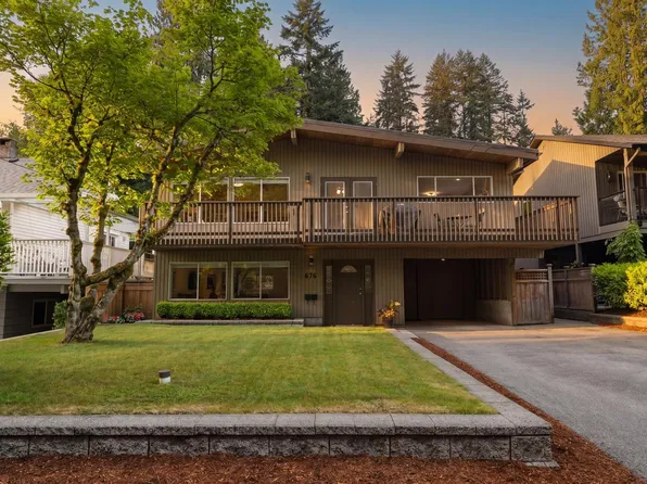 676 Wellington Dr, North Vancouver, BC V7K 1K7