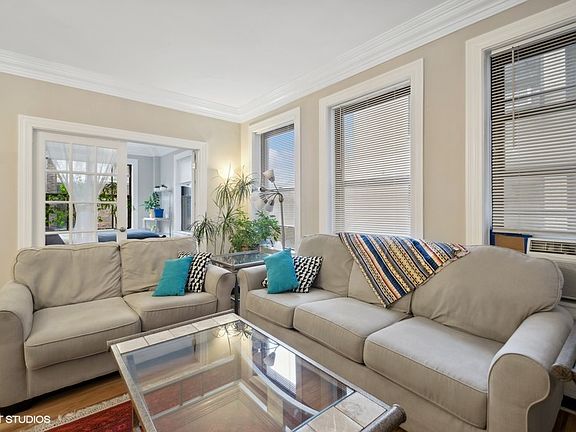 4th image of 3520 N Lake Shore Dr APT 3H