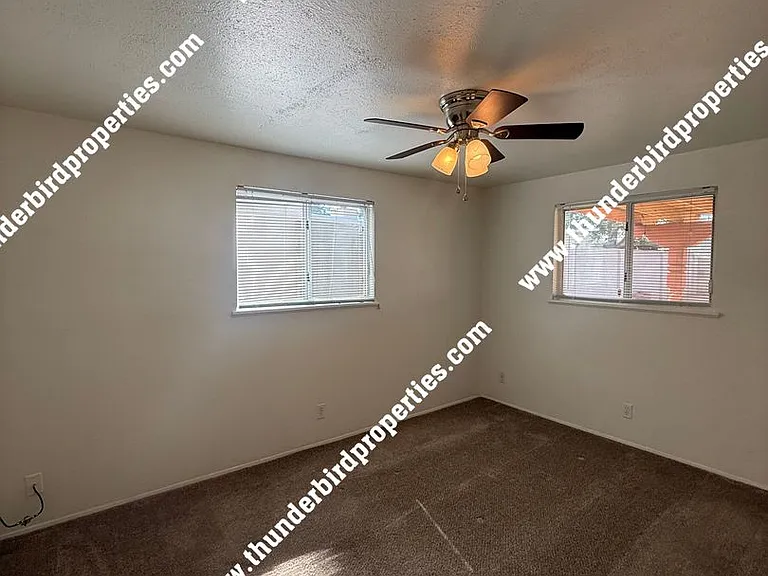 11004 McKnight Ave NE — Photo 9