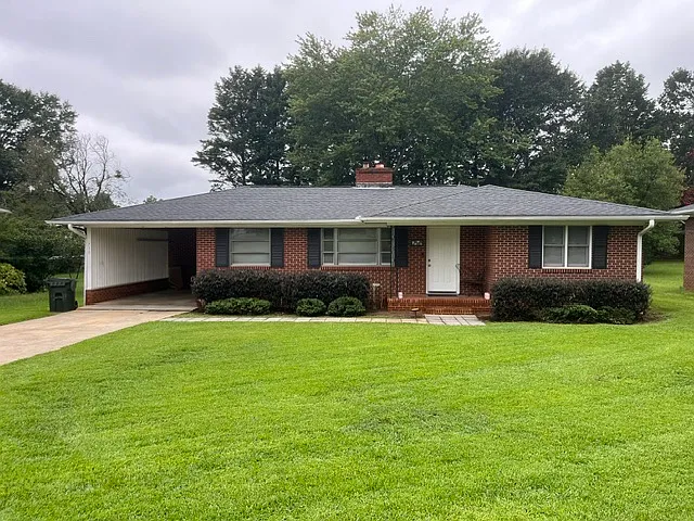 2 bed, 1.5 bath, 1216 sqft, $1,800 — Photo 1