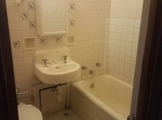 1242 W Highland Ave APT 15, Milwaukee, WI 53233