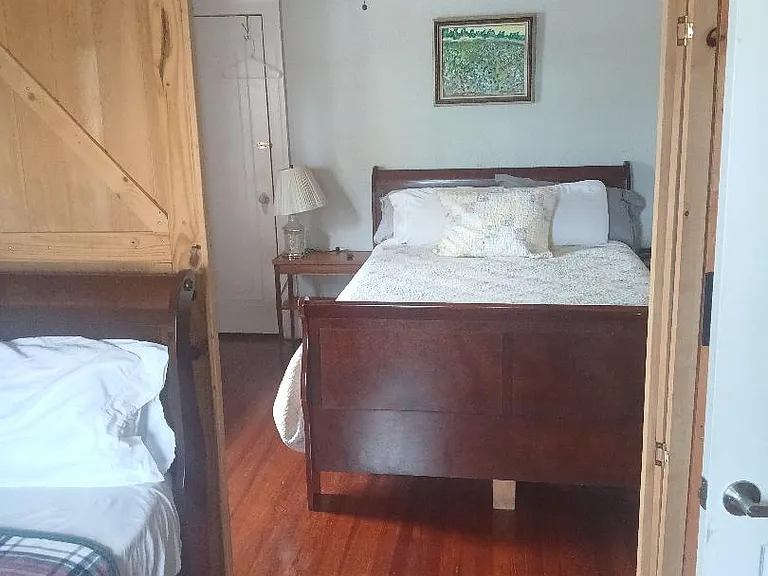 619 Glenview Blvd #201 — Photo 6