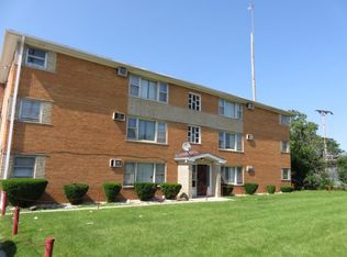12938 Page Ct APT 2NW, Blue Island, IL 60406