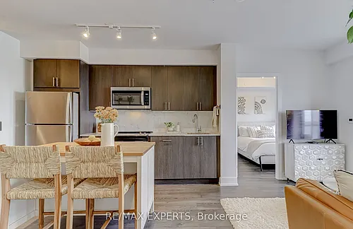 2550 Simcoe St N Photo 1