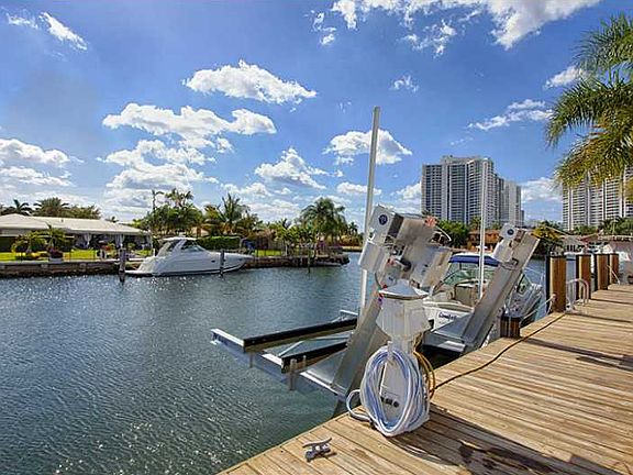 GOLDEN ISLES WATERFRONT