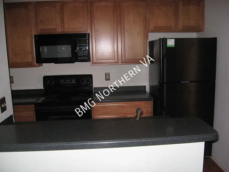 12155 Penderview Ter #832 — Photo 4