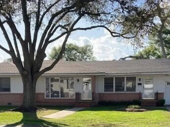 206 S Gin St, Erath, LA 70533